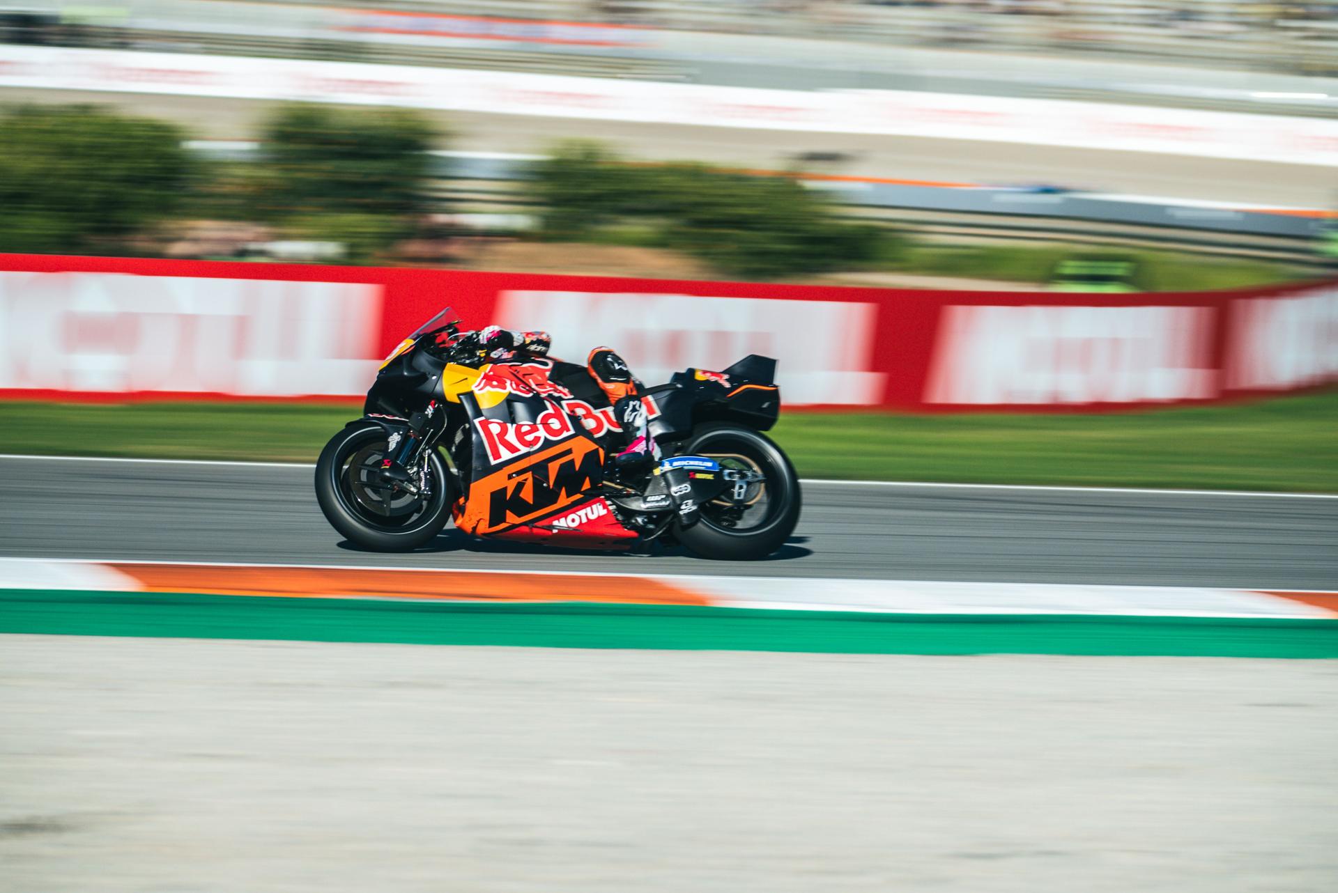 Motul renews its long-term partnership with MotoGP™